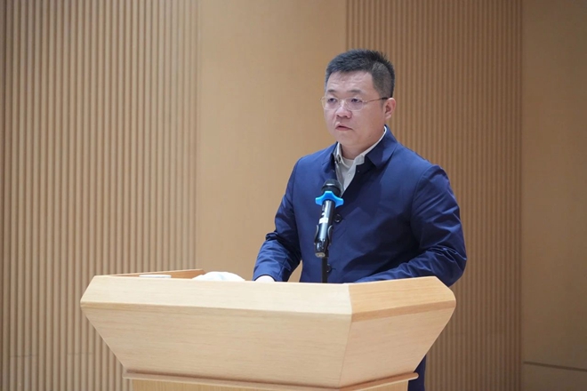 袁丹.jpg