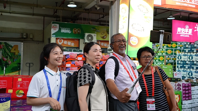非洲国家城市代表团莅临红星考察交流03.jpg